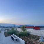 100 Qm Penthouse, Self-check-in, 2 Parkplaetze *