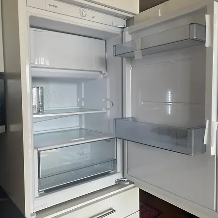 100 Qm Penthouse, Self-check-in, 2 Parkplaetze アパート *