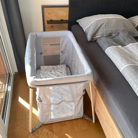 100 Qm Penthouse, Self-check-in, 2 Parkplaetze アパート *
