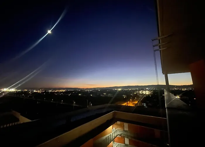 Appartement 100 Qm Penthouse, Self-check-in, 2 Parkplaetze *