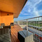 شقة 100 Qm Penthouse, Self-check-in, 2 Parkplaetze غراتس
