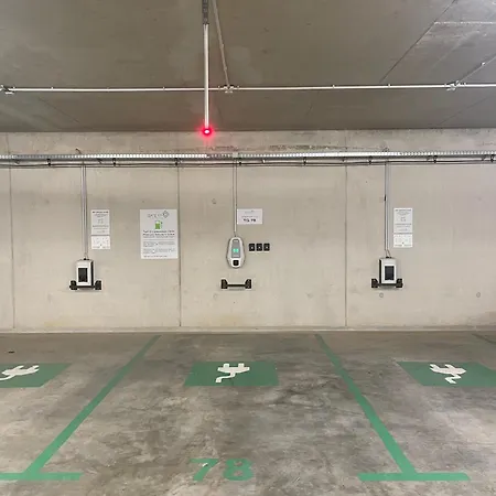 100 Qm Penthouse, Self-check-in, 2 Parkplaetze Graz