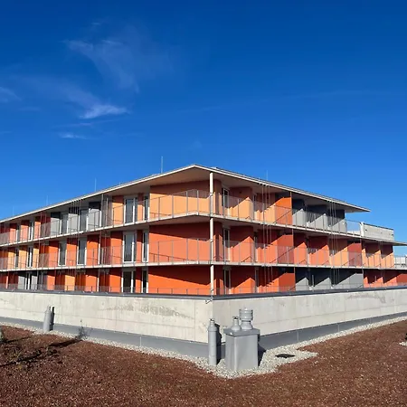 100 Qm Penthouse, Self-check-in, 2 Parkplaetze Apartmán *
