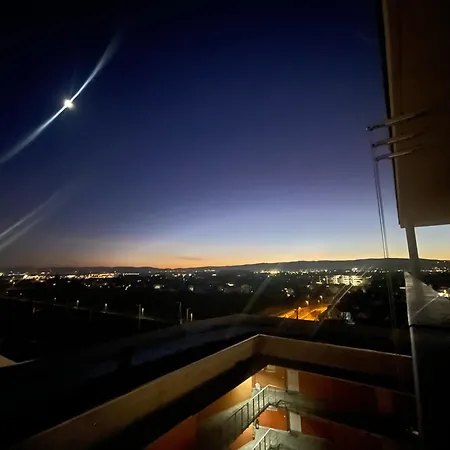 Διαμέρισμα 100 Qm Penthouse, Self-check-in, 2 Parkplaetze *