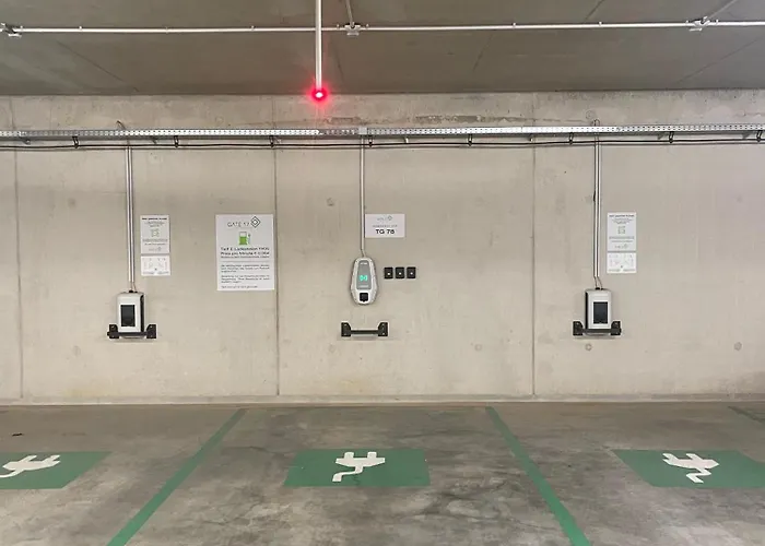 100 Qm Penthouse, Self-check-in, 2 Parkplaetze غراتس