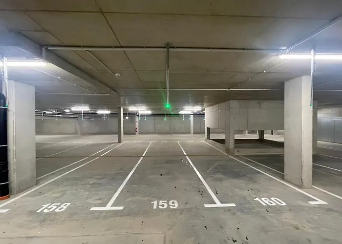 Lägenhet 100 Qm Penthouse, Self-check-in, 2 Parkplaetze *