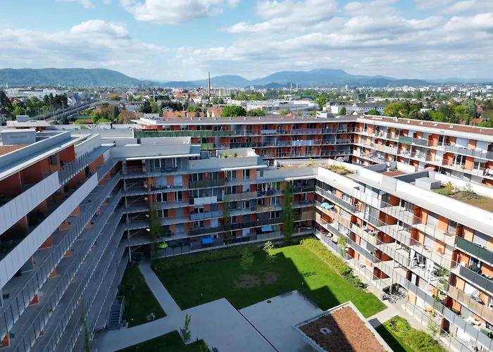 100 Qm Penthouse, Self-check-in, 2 Parkplaetze غراتس